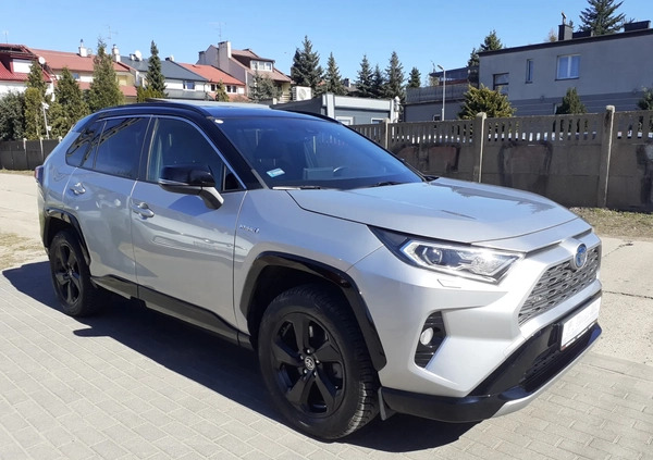 Toyota RAV4 cena 149800 przebieg: 74000, rok produkcji 2020 z Sierpc małe 497